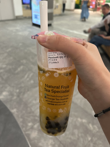 Fruit tea with pearls from Orange Tea